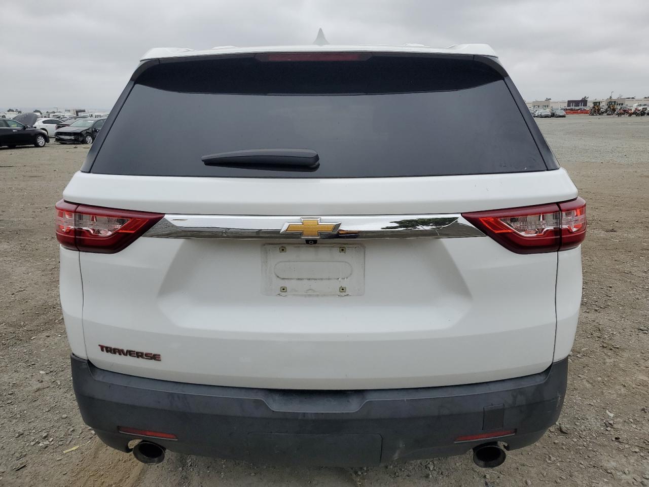 2020 Chev Traverse VIN 1GNERFKW5LJ276213 photo 6