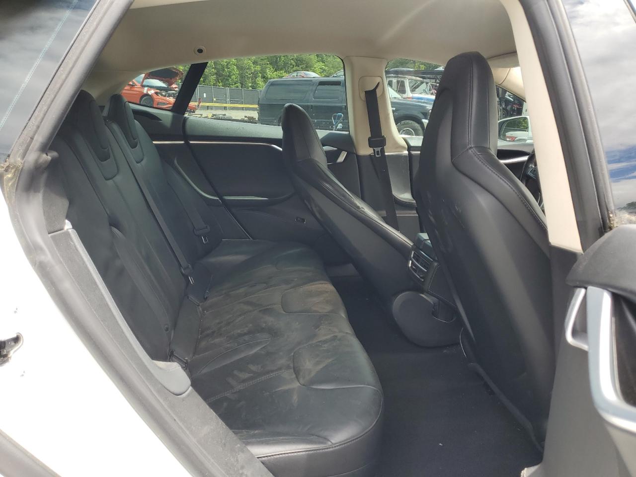 2014 Tesla Model s VIN 5YJSA1H16EFP44977 photo 10