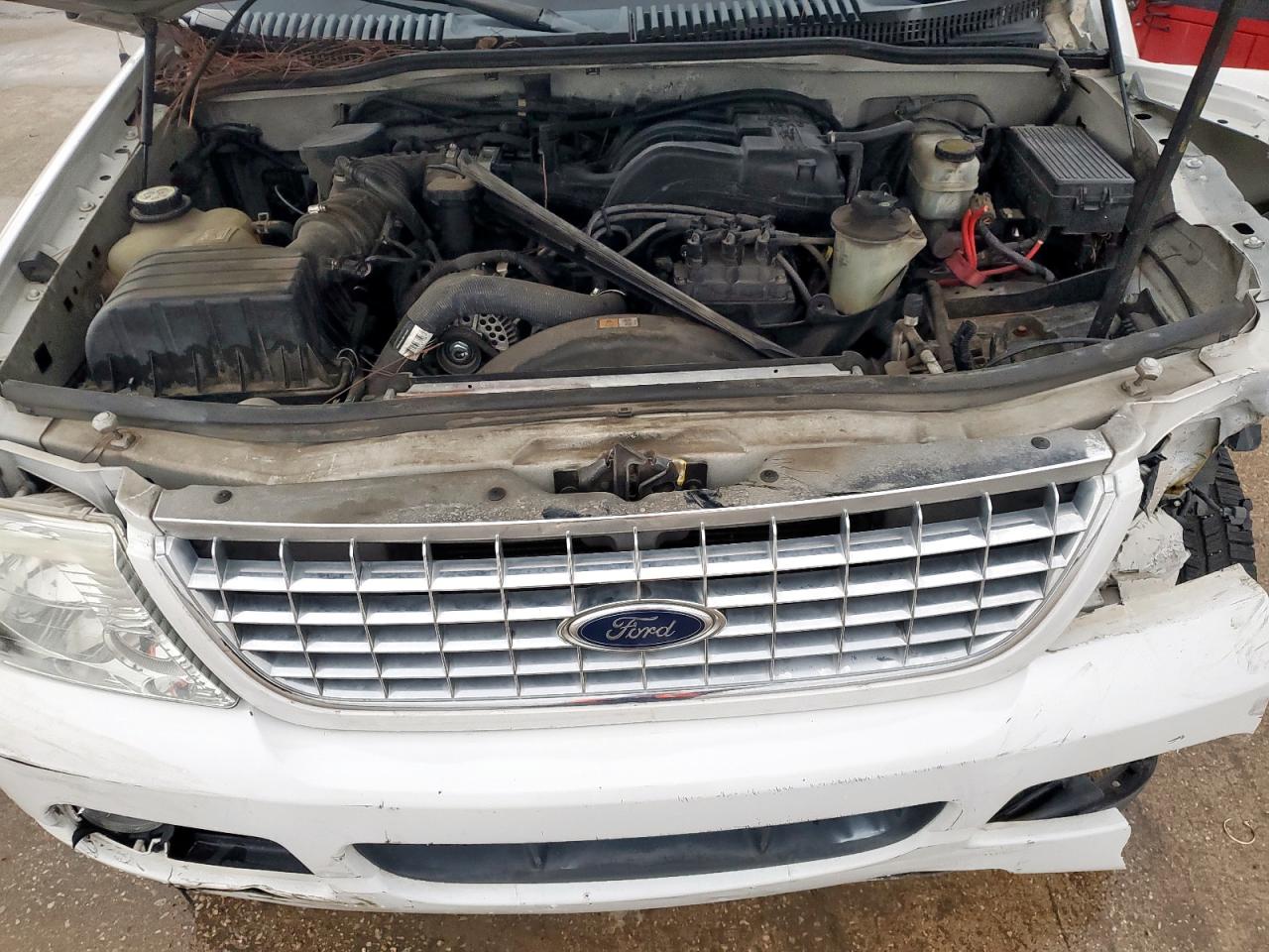 2005 Ford Explorer VIN 1FMZU73K55UB25542 photo 12