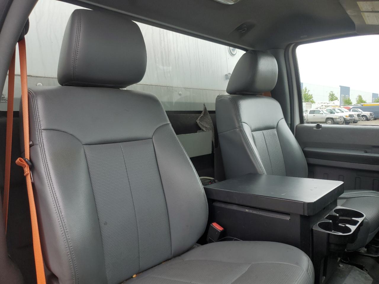 2013 Ford F350 VIN 1FDRF3A68DEB92654 photo 10