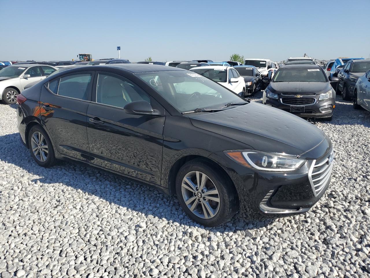 2017 Hyundai Elantra se VIN KMHD84LF1HU321028 photo 4