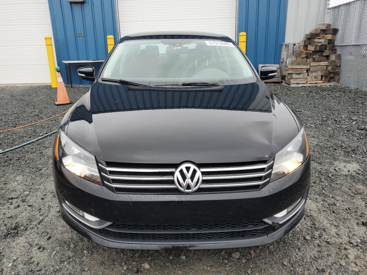 2014 VOLKSWAGEN Passat s VIN 1VWAN7A37EC086546 photo 5