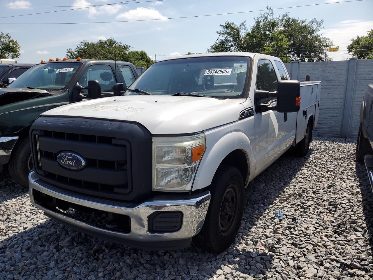 2013 Ford F350 VIN 1FT7X3A67DEA26876 photo 2