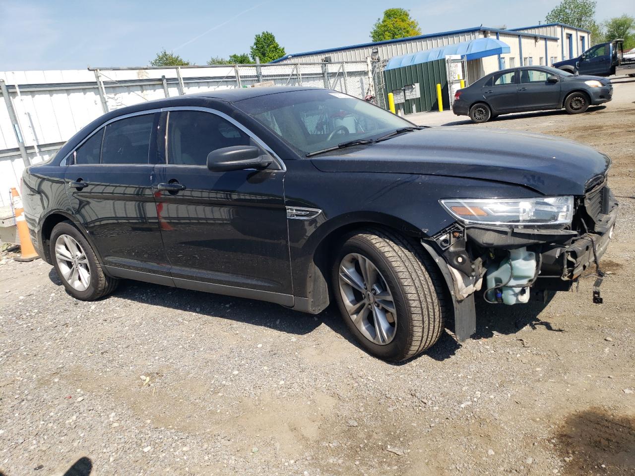 2017 Ford Taurus VIN 1FAHP2D88HG109597 photo 4
