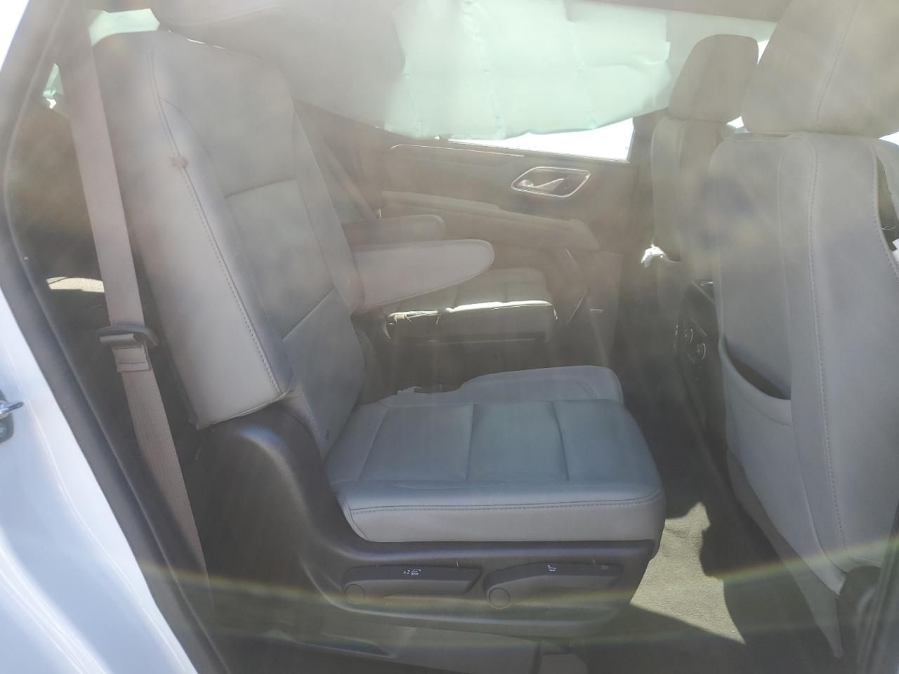 2022 CHEV Tahoe VIN 1GNSCNKDXNR365244 photo 11