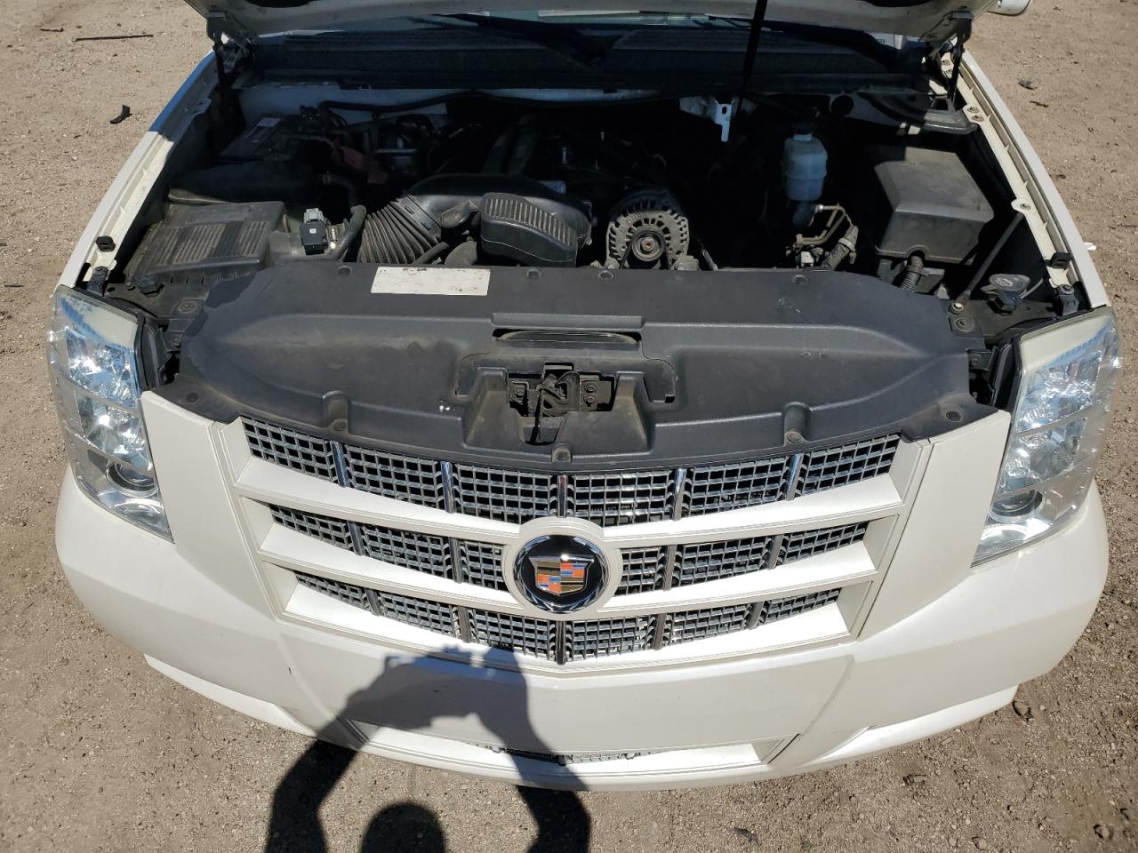 2012 Cadillac Escalade VIN 1GYS4JEF4CR317922 photo 12