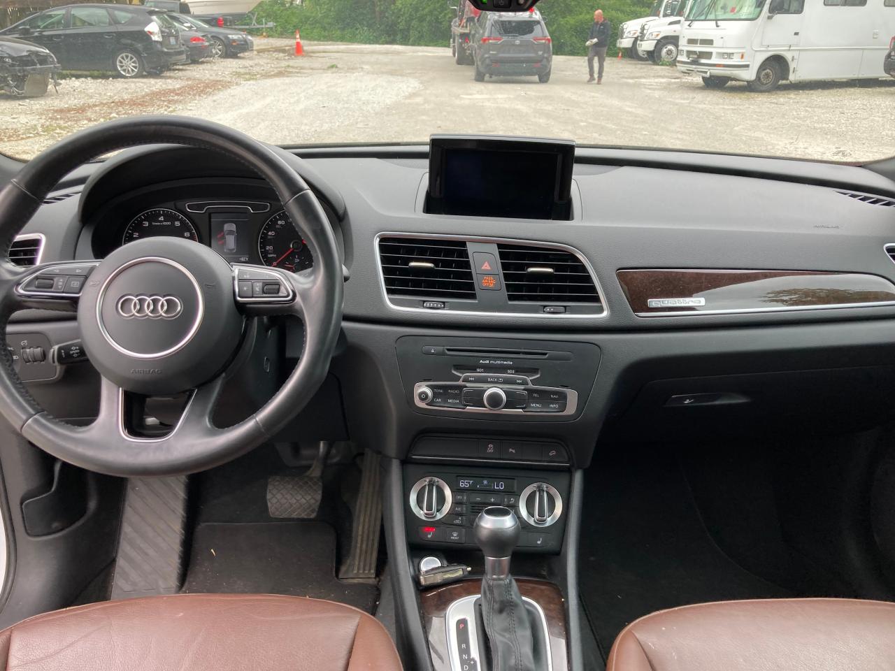 2015 AUDI Q3 VIN WA1EFCFS2FR006797 photo 8