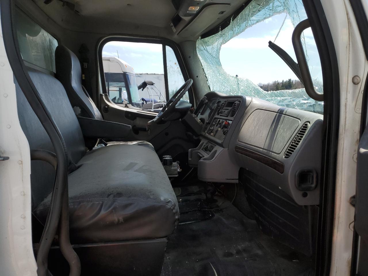 2012 FREIGHTLINER M2 106 MEDIUM DUTY VIN 1FVACXDUXCHBK2881 photo 5