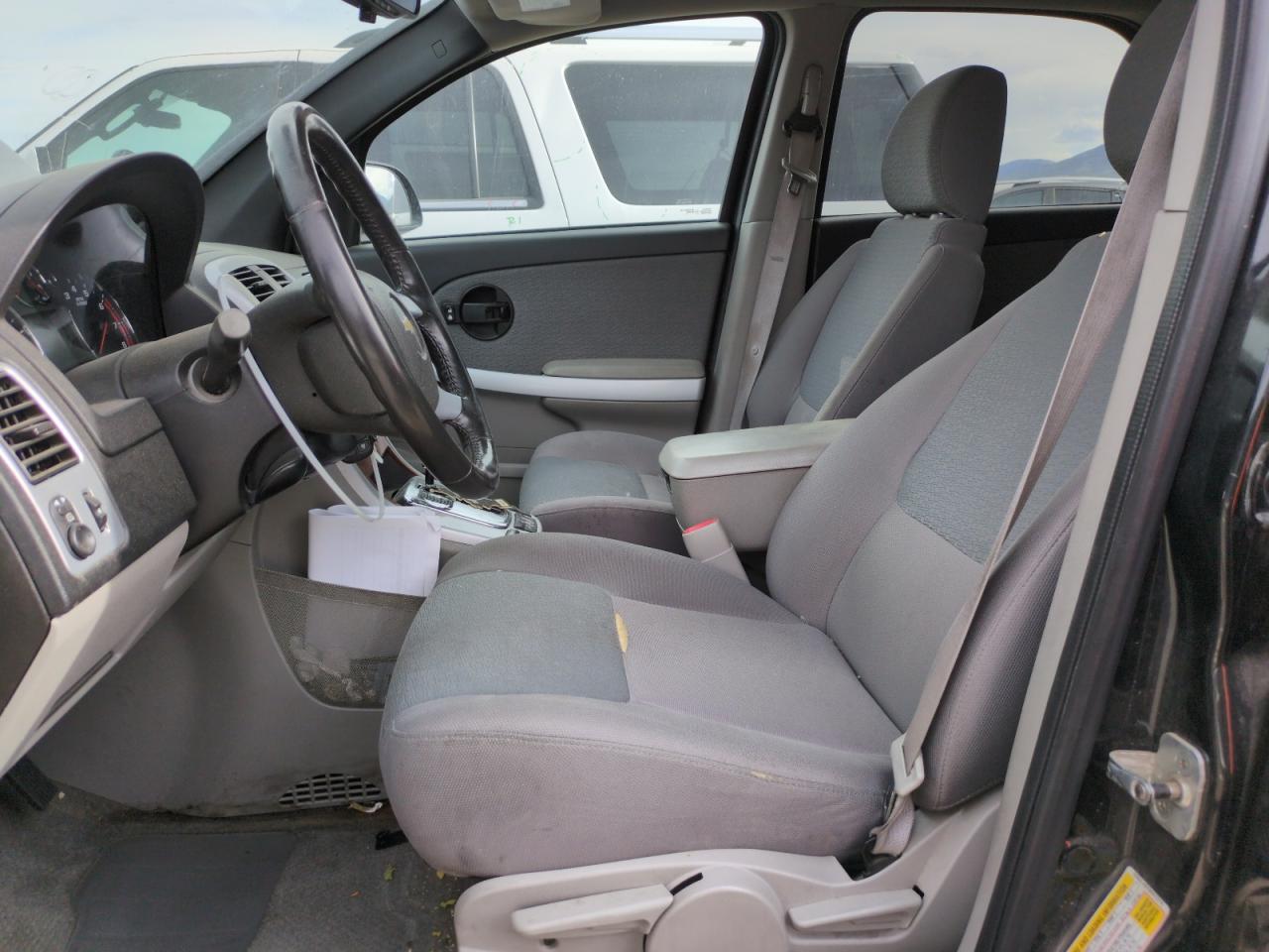 2008 Chevrolet Equinox VIN 2CNDL43F586073718 photo 7