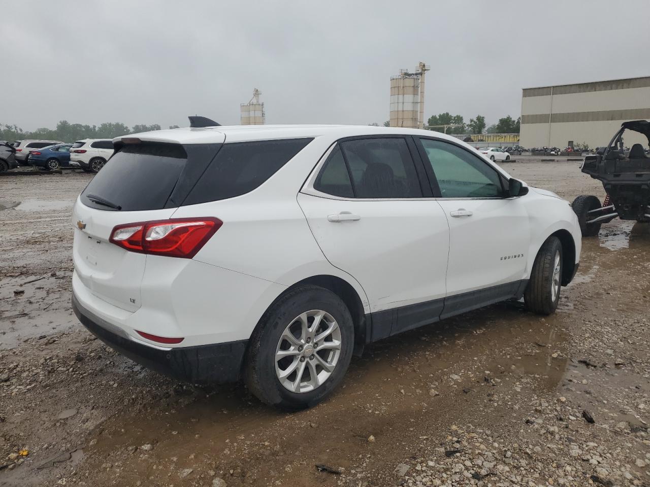 2020 Chev Equinox lt VIN 2GNAXJEVXL6128341 photo 3