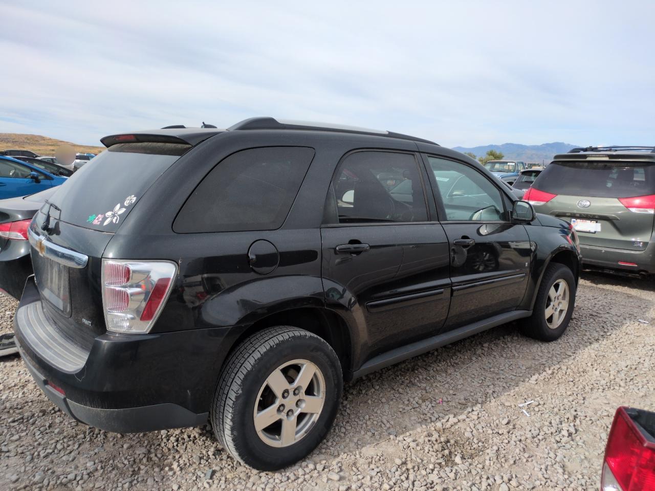 2008 Chevrolet Equinox VIN 2CNDL43F586073718 photo 3