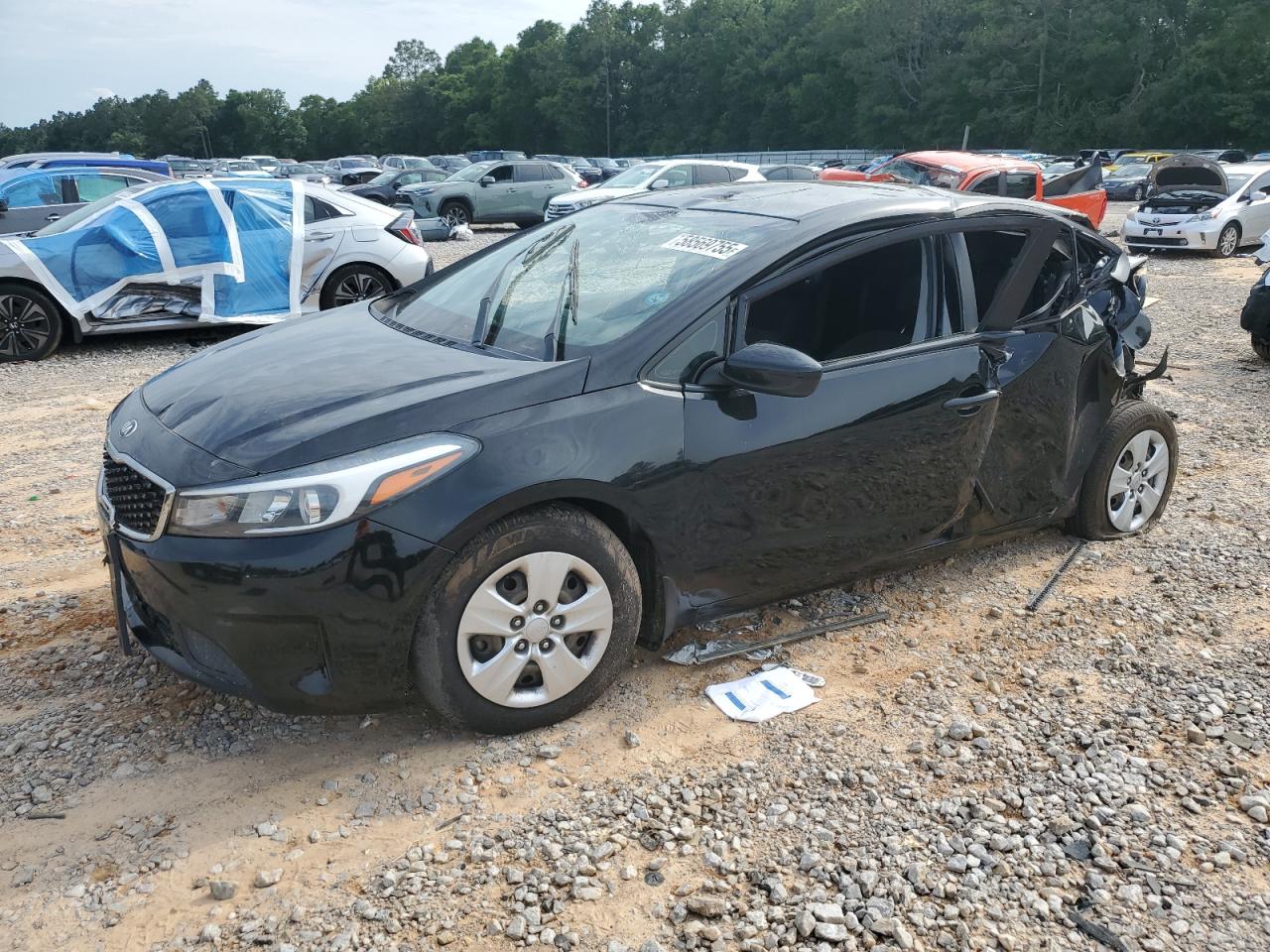 2017 Kia Forte VIN 3KPFK4A72HE069377 photo 1