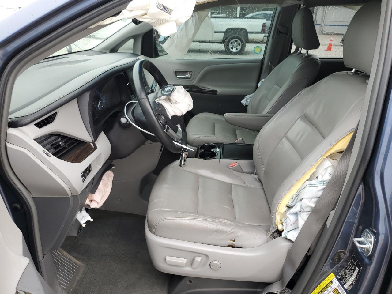 2015 Toyota All models VIN 5TDYK3DC8FS588044 photo 7