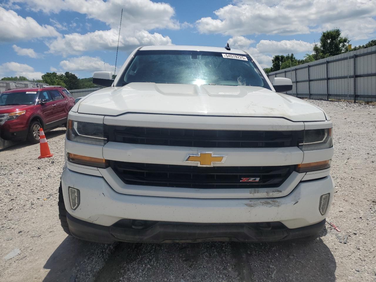 2018 CHEVROLET Silverado VIN 3GCUKREC0JG123104 photo 5