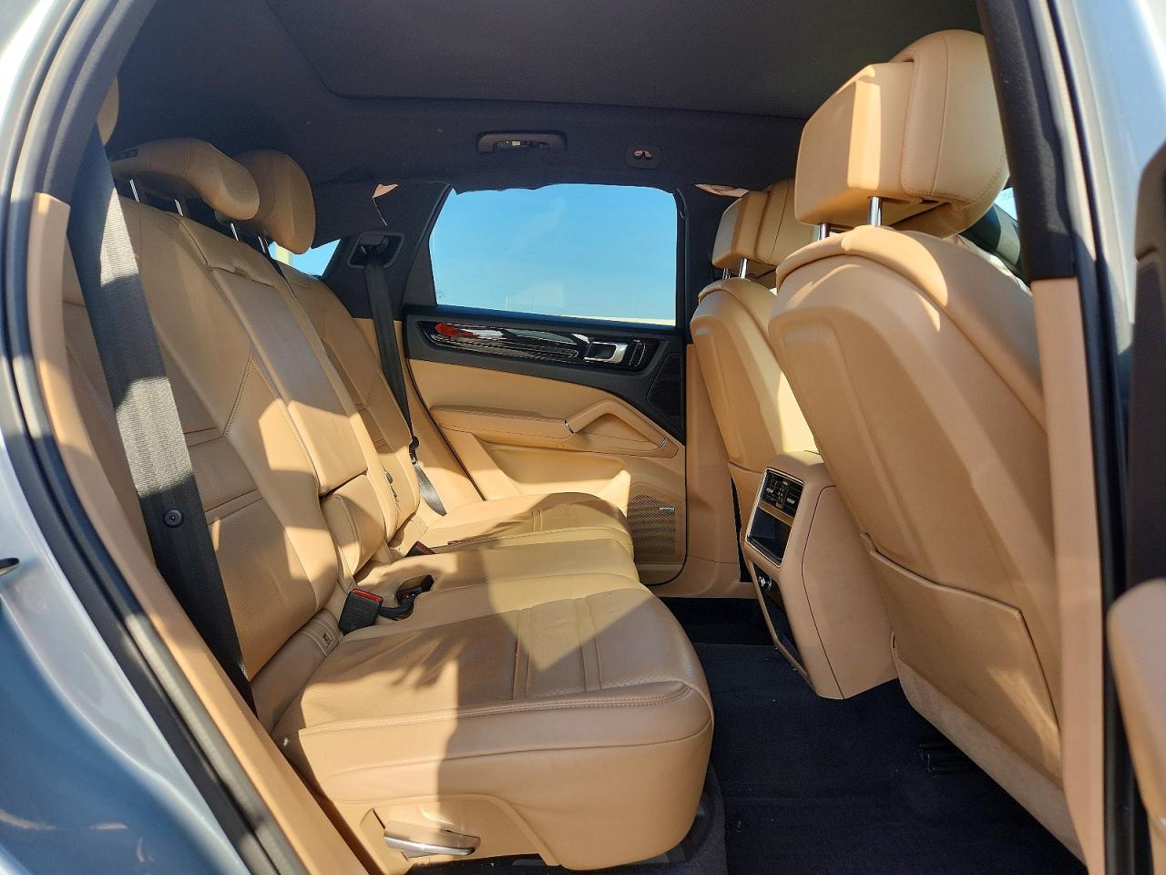 2020 Porsche Cayenne VIN WP1AA2AY7LDA06276 photo 11