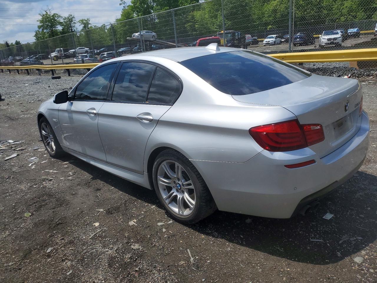 2013 BMW 5 series VIN WBAXG5C59DDY37839 photo 2