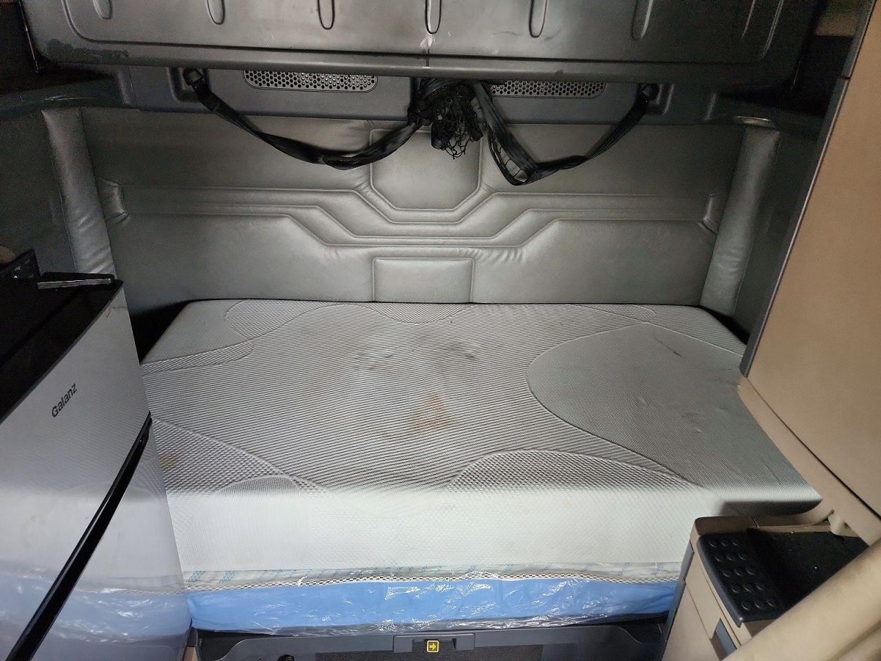 2018 FREIGHTLINER All other VIN 3AKJGLDR4JSJK5347 photo 6