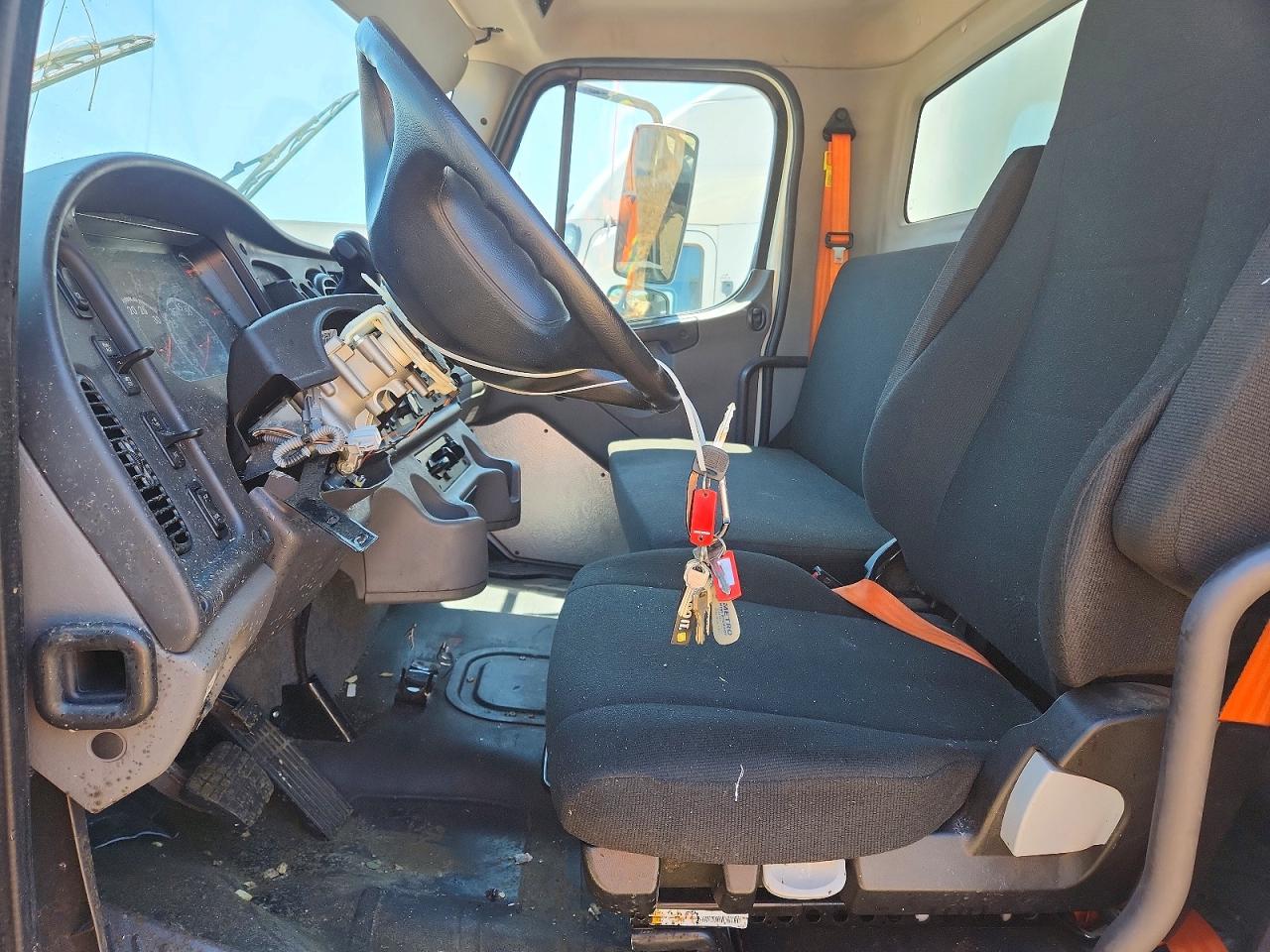 2023 FREIGHTLINER All other VIN 3ALACWFCXPDUH7780 photo 7