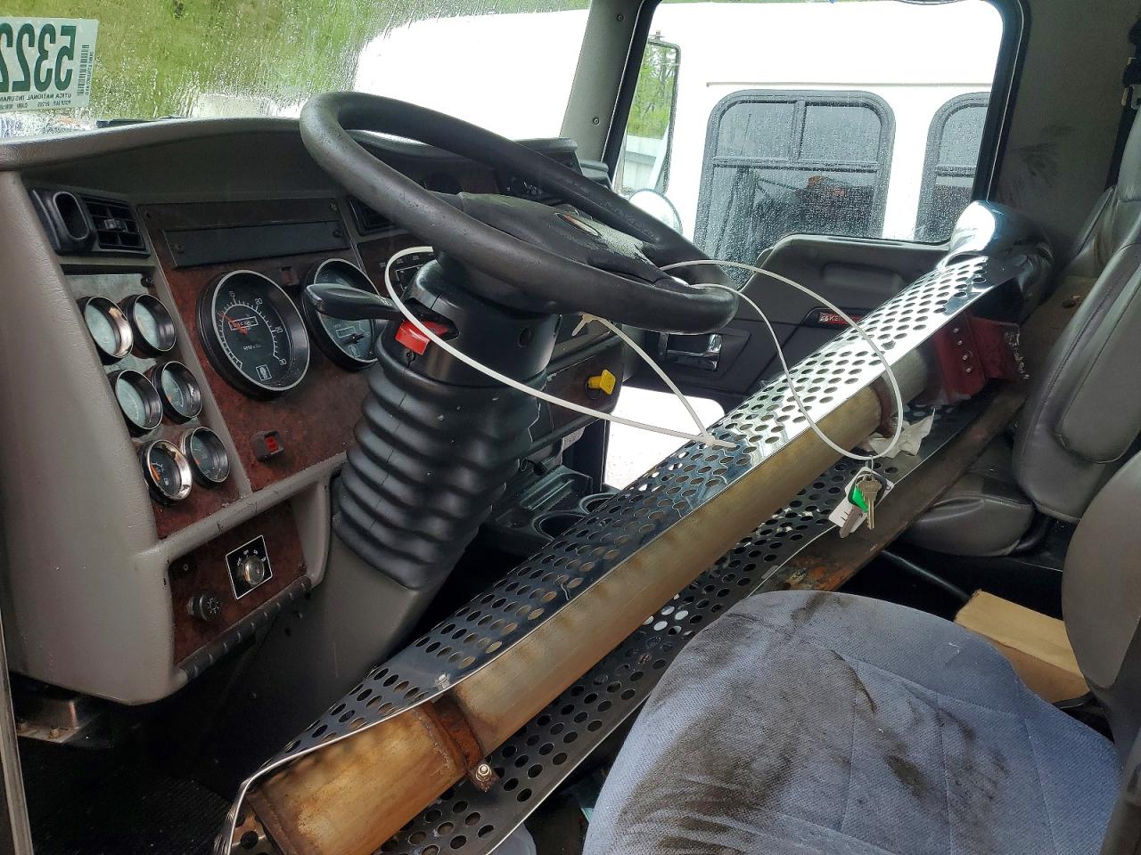 2010 KENWORTH All other VIN 2NKHHN7X1AM262172 photo 5