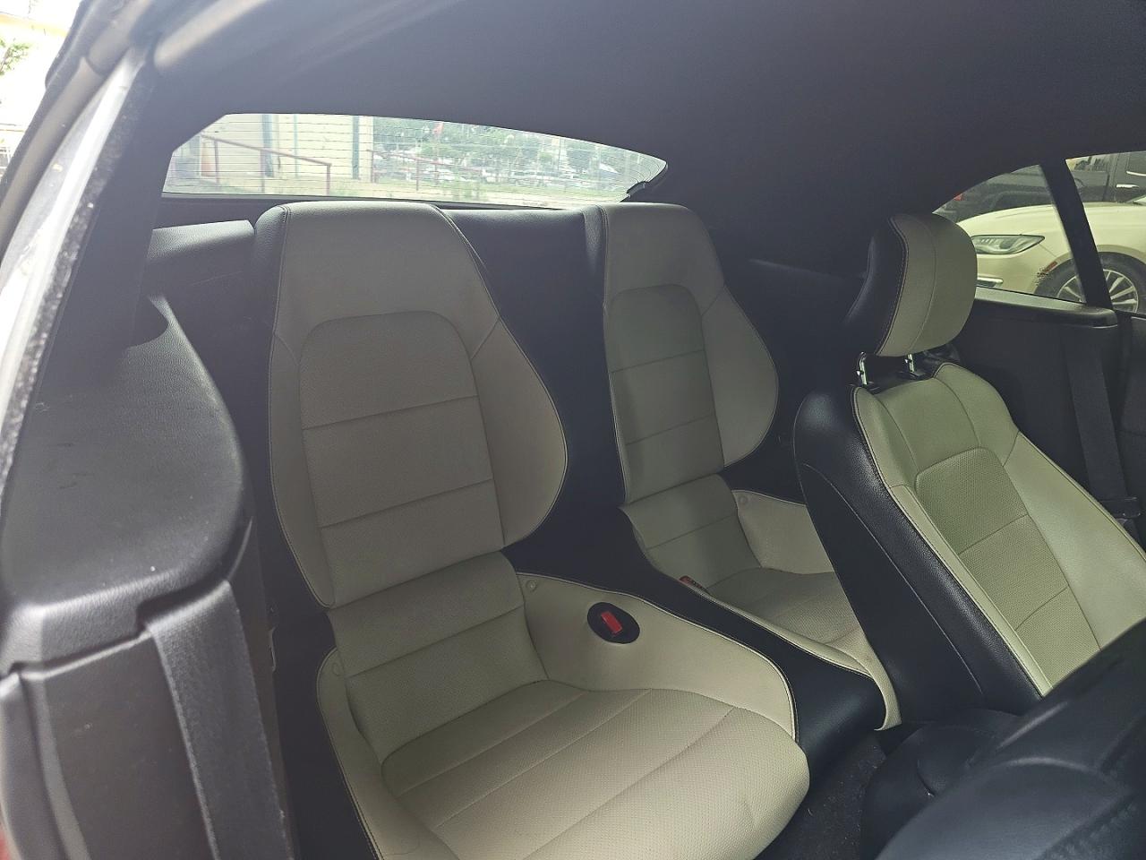 2017 Ford All models VIN 1FATP8UHXH5310863 photo 6