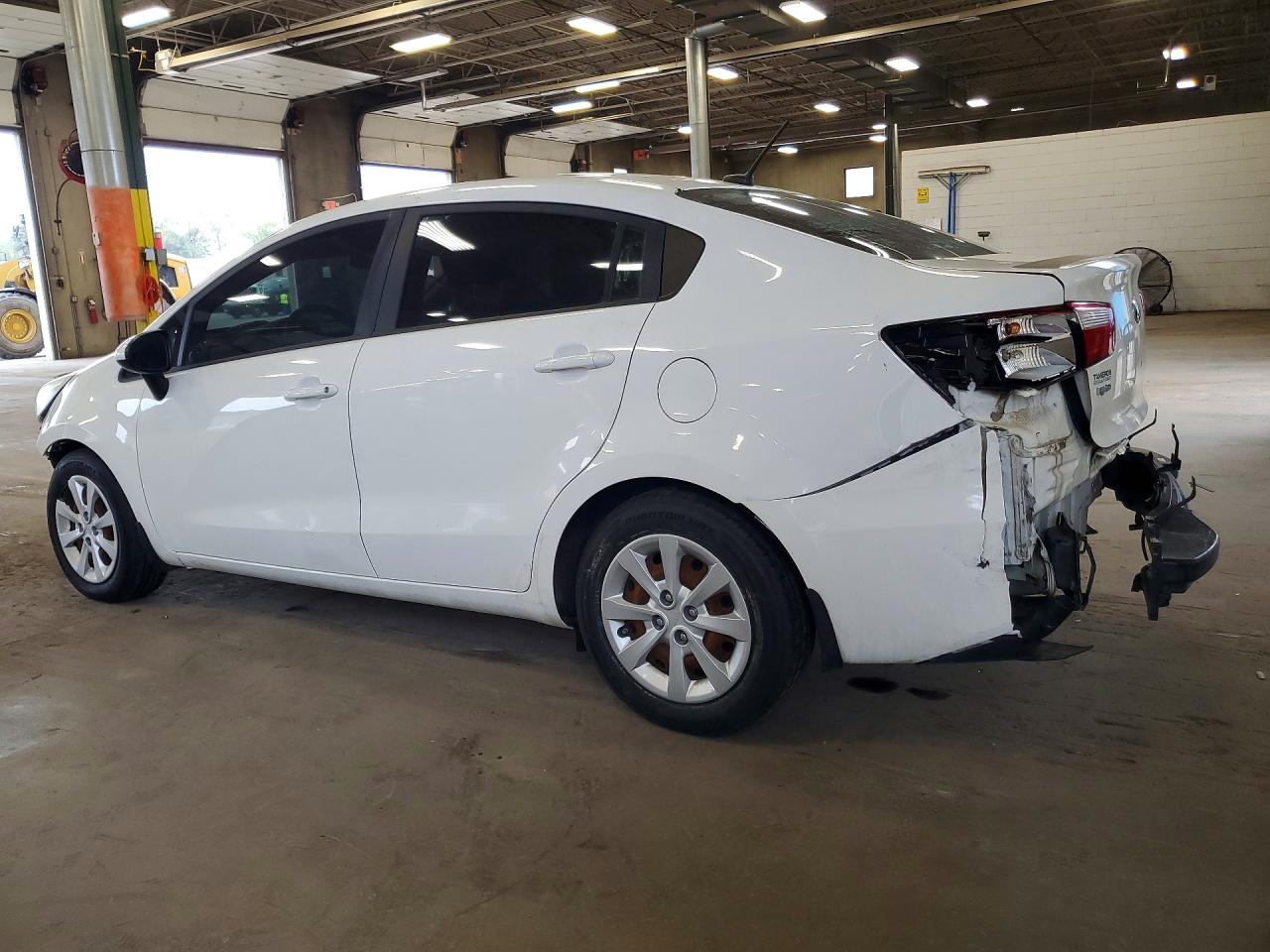 2017 Kia Rio VIN KNADM4A38H6012828 photo 2
