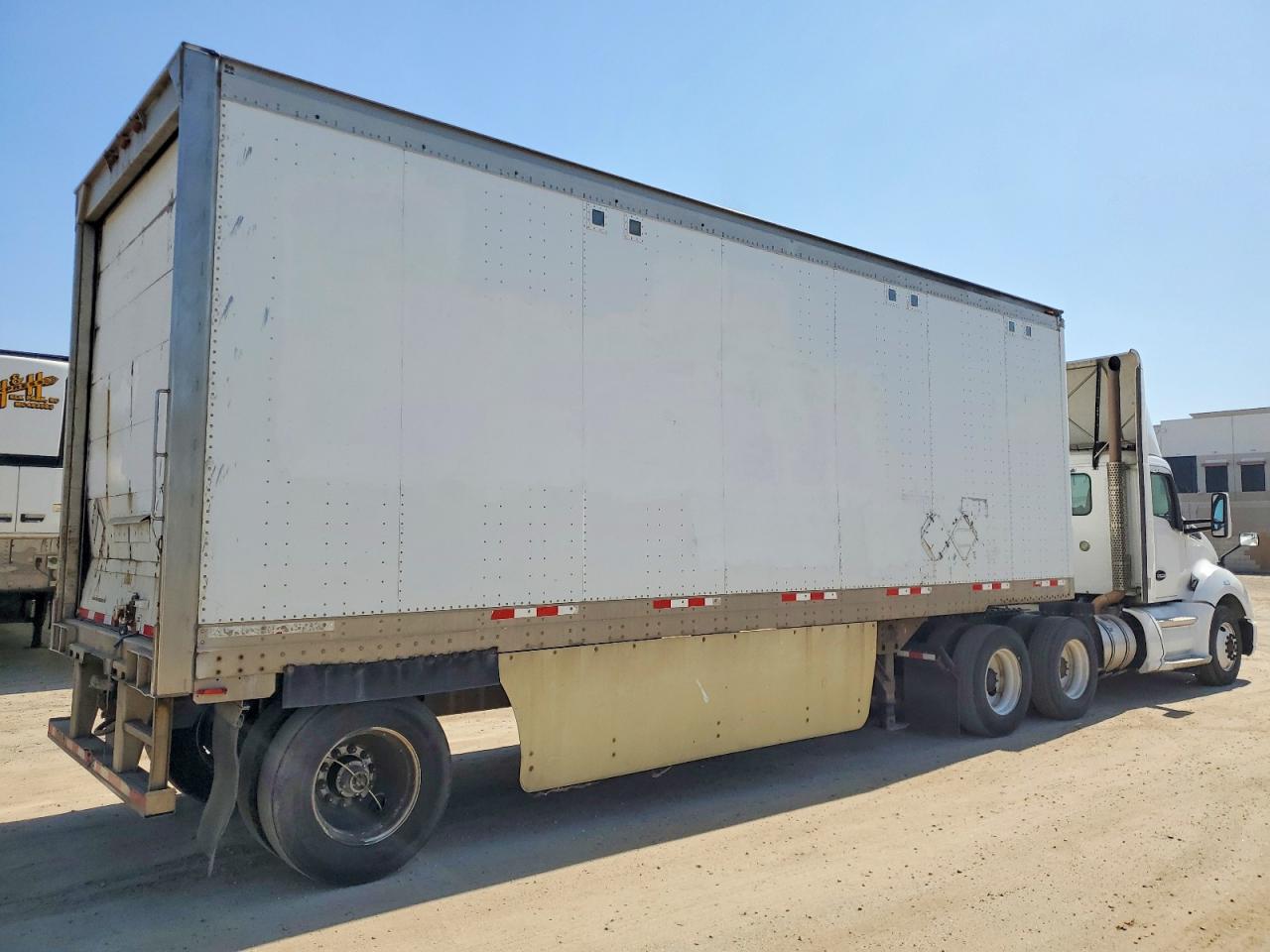 2015 KENWORTH All other VIN 1XKYD49X9FJ443608 photo 4