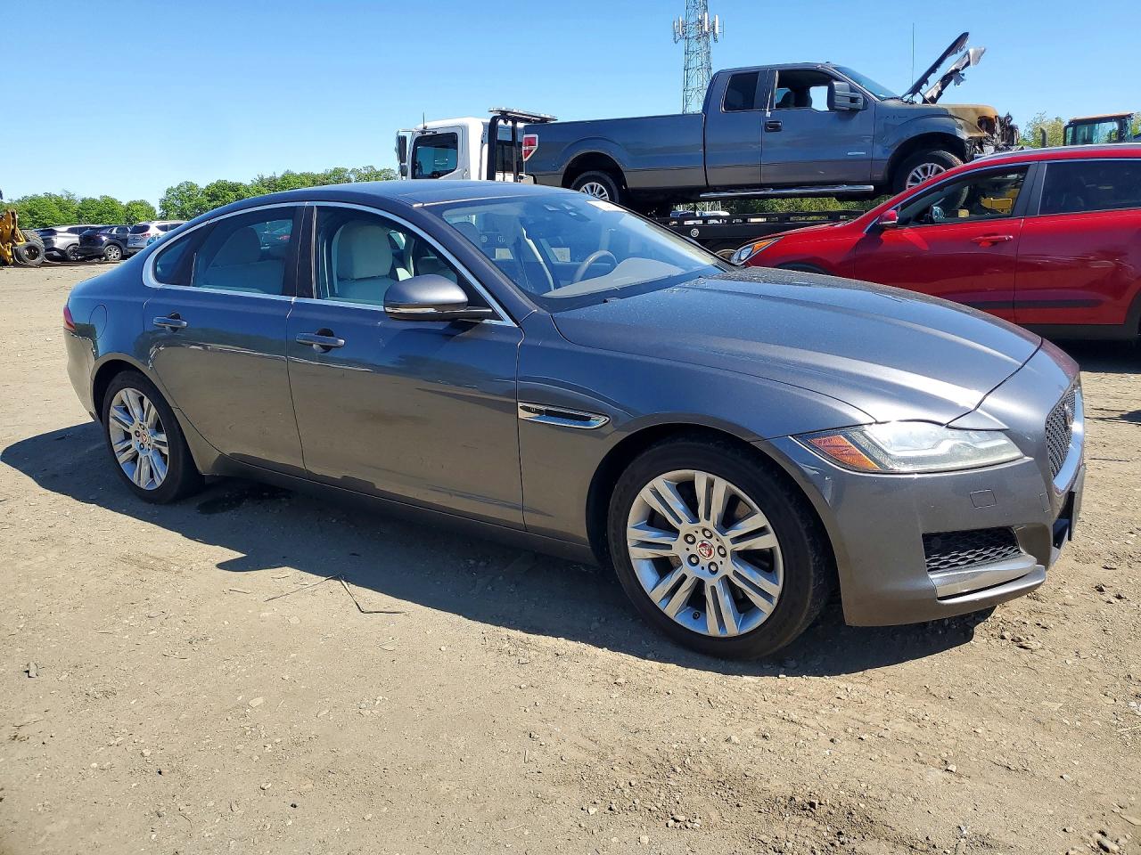 2017 Jaguar Xf VIN SAJBD4BV3HCY29881 photo 4