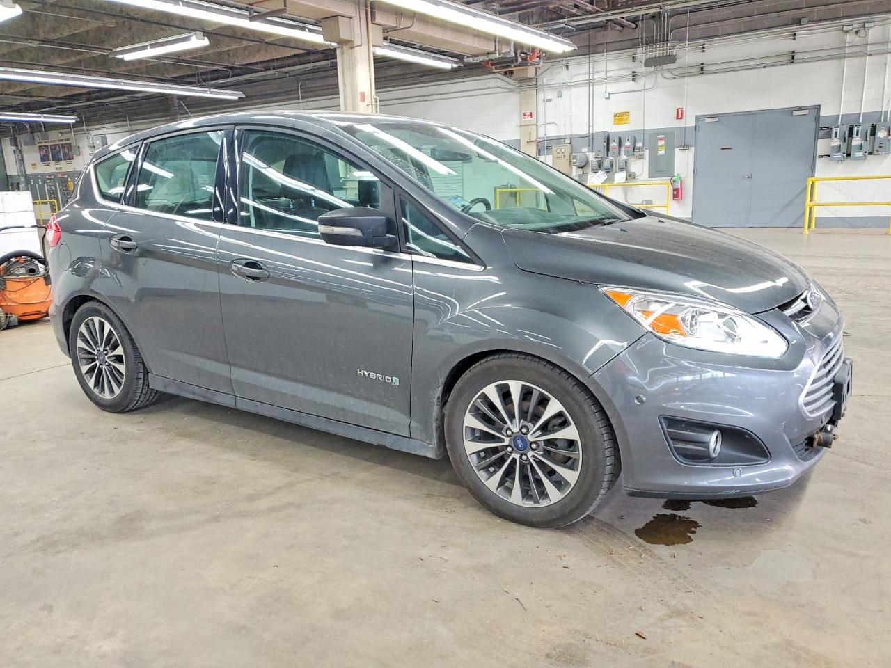 2017 Ford Cmax VIN 1FADP5DU2HL102505 photo 4