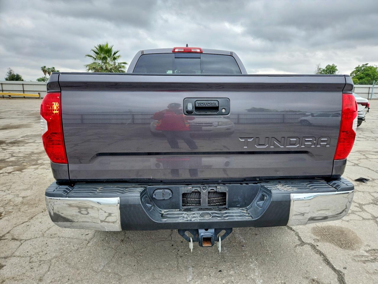 2020 Toyota Tundra VIN 5TFRY5F12LX262501 photo 6