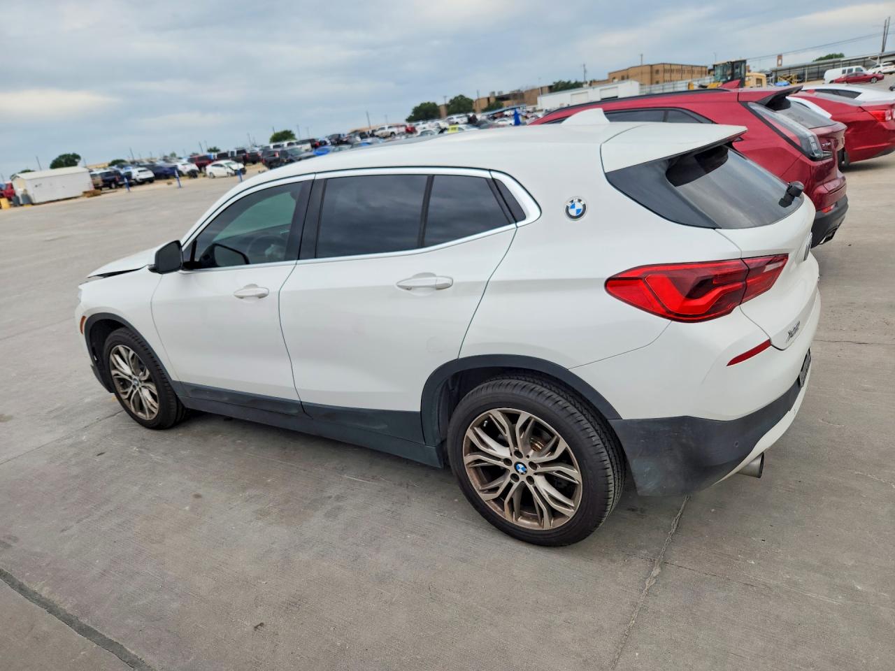 2019 BMW X2 VIN WBXYJ5C59K5N12577 photo 2