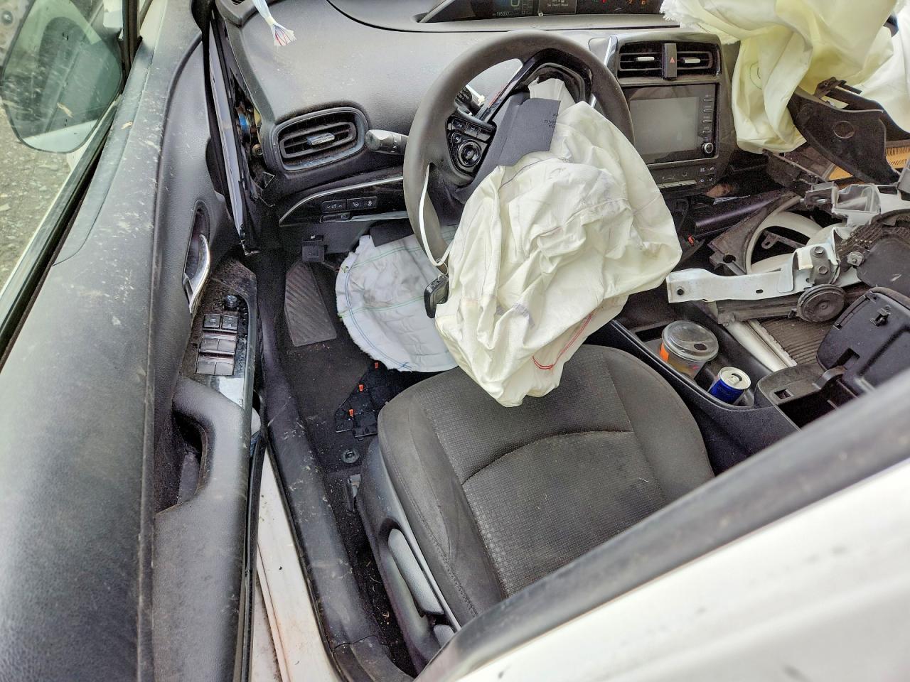 2020 Toyota Prius VIN JTDKARFU9L3108754 photo 8