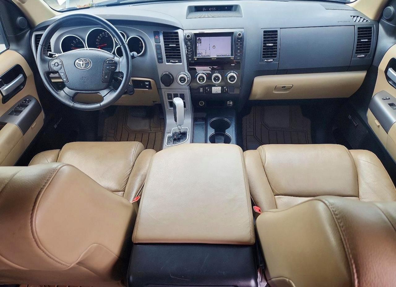2012 Toyota Sequoia VIN 5TDKY5G12CS040921 photo 8