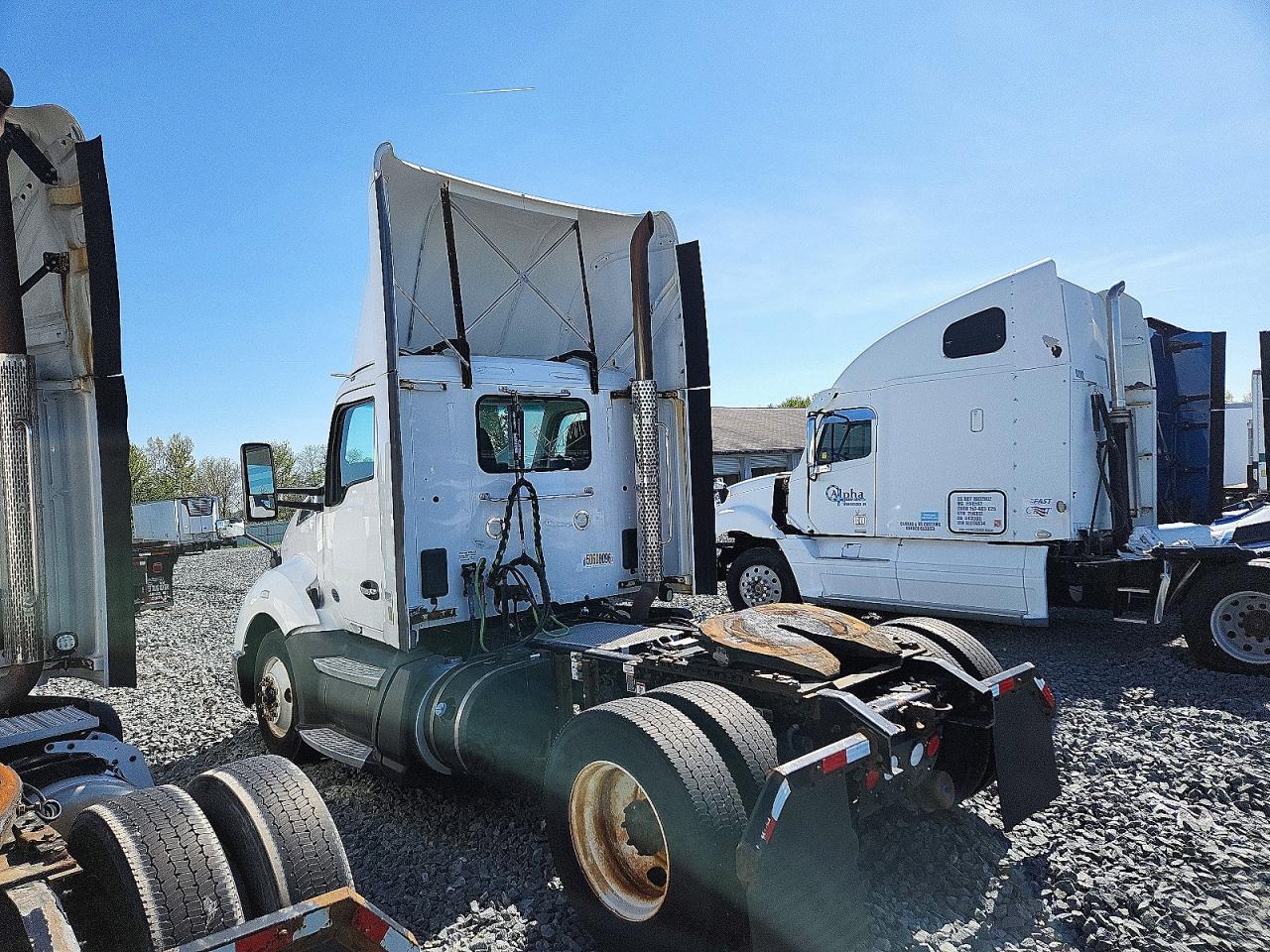2017 KENWORTH All other VIN 1XKYA48X2HJ160304 photo 3