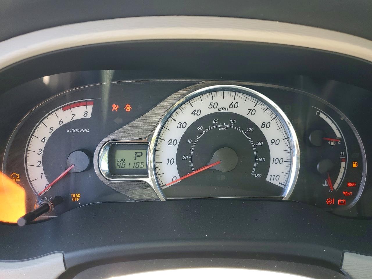 2013 Toyota Sienna VIN 5TDXK3DC8DS398348 photo 9