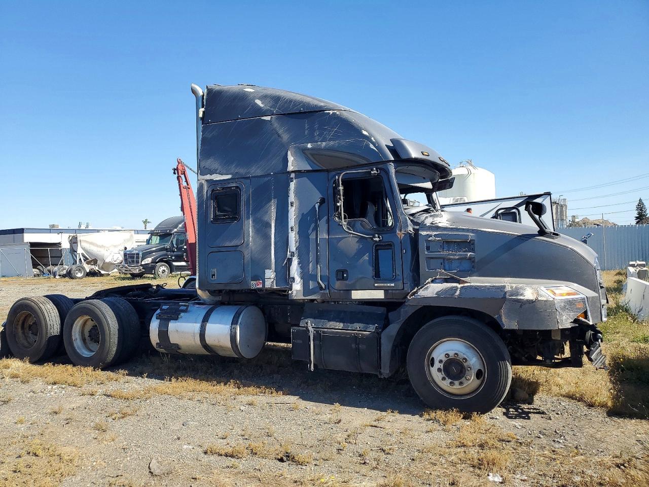 2023 MACK All other VIN 1M1AN4GY6PM031698 photo 1