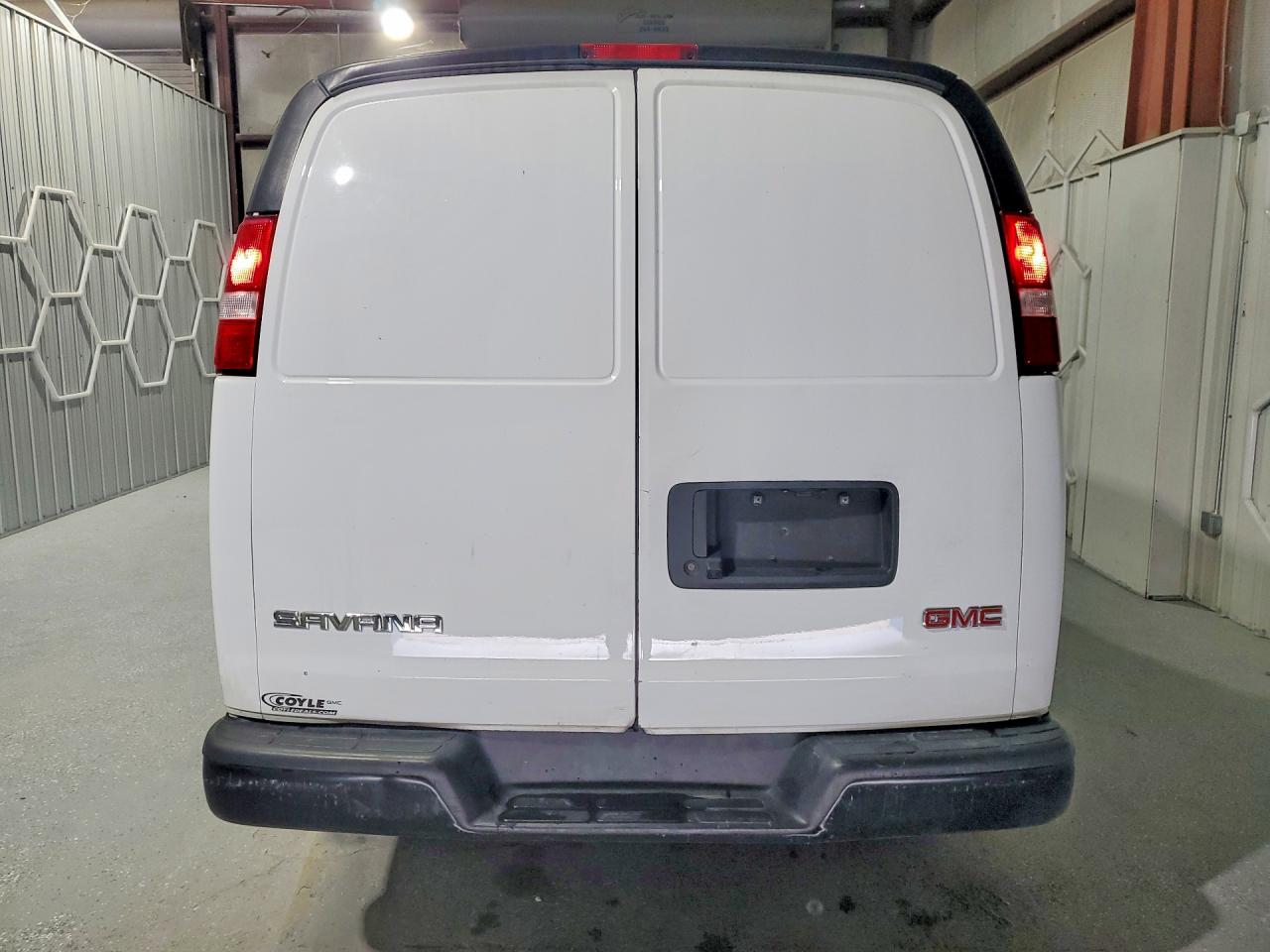 2024 GMC Savana VIN 1GTW7AFP8R1102928 photo 6