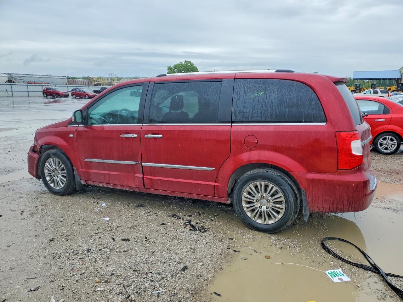 2014 Chrysler Minivan VIN 2C4RC1CG7ER364927 photo 2