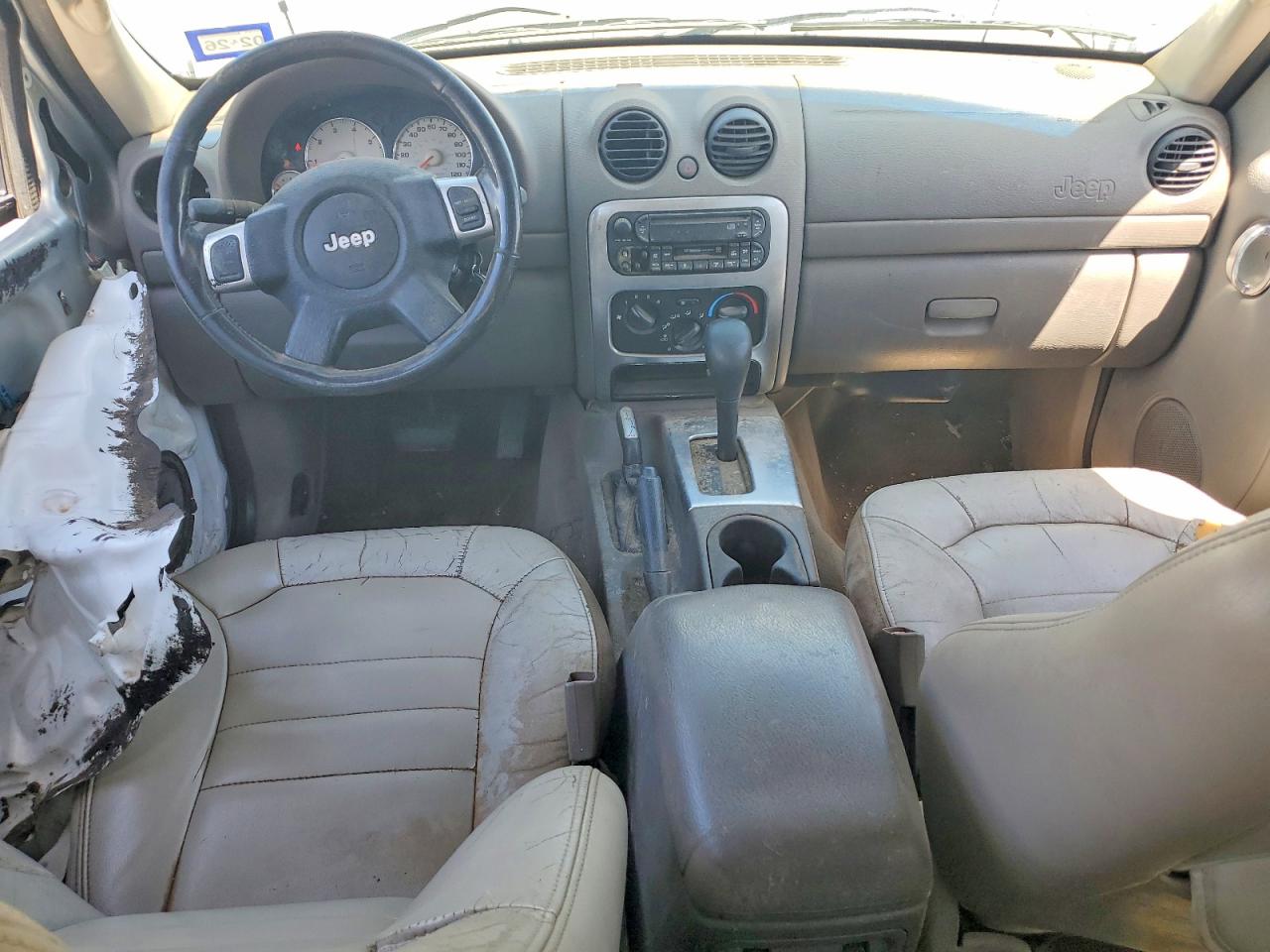 2003 Jeep Liberty VIN 1J4GL38K83W515479 photo 8