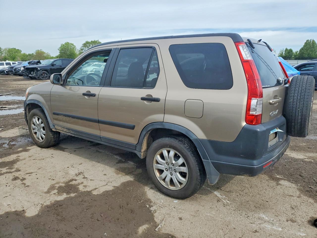 2005 Honda Crv VIN JHLRD78855C014872 photo 2
