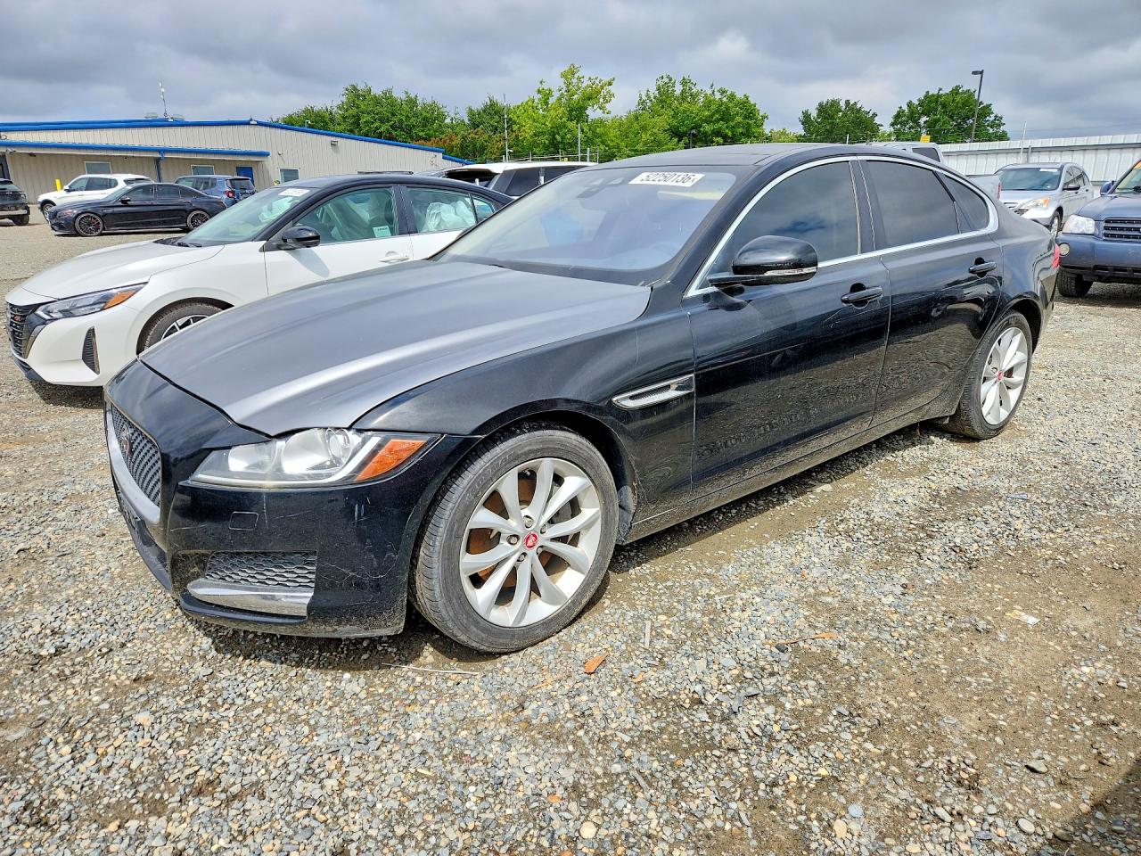 2017 Jaguar Xf VIN SAJBD4BN0HCY47285 photo 1