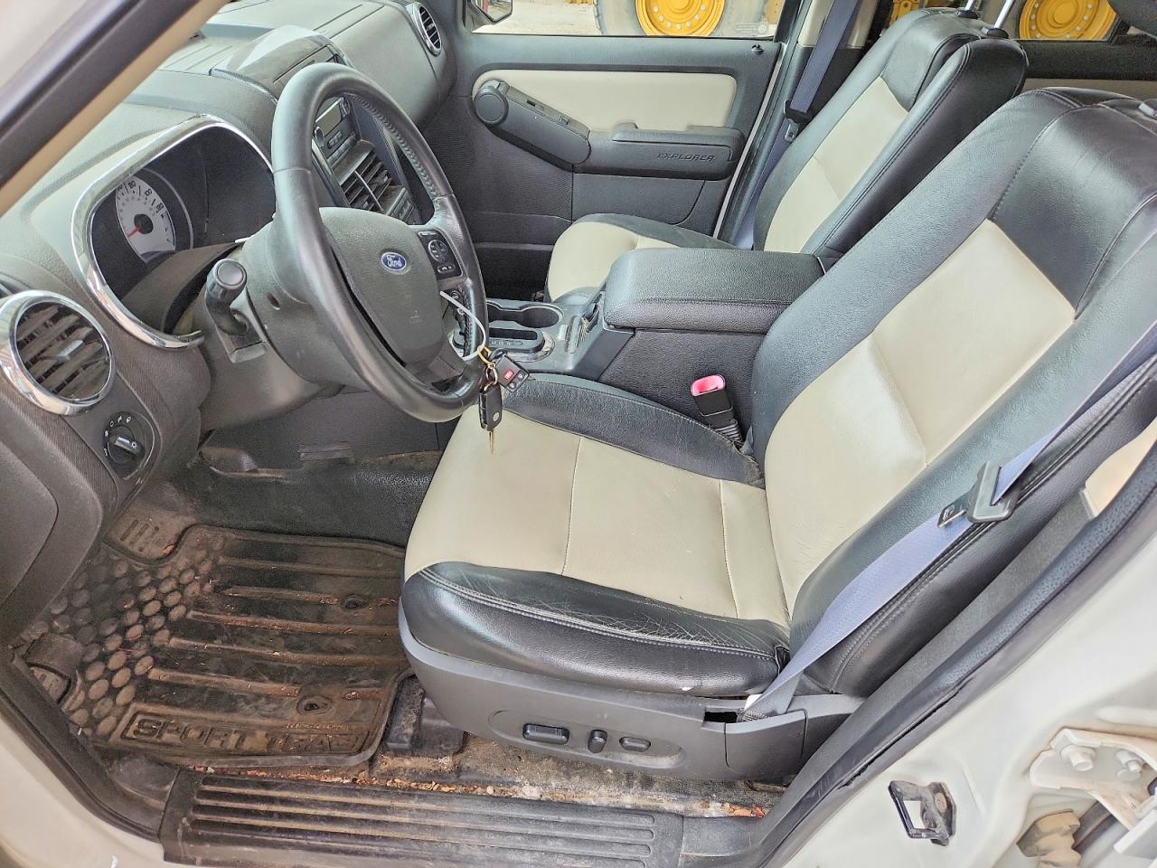 2009 Ford Explorer VIN 1FMEU53819UA12734 photo 7