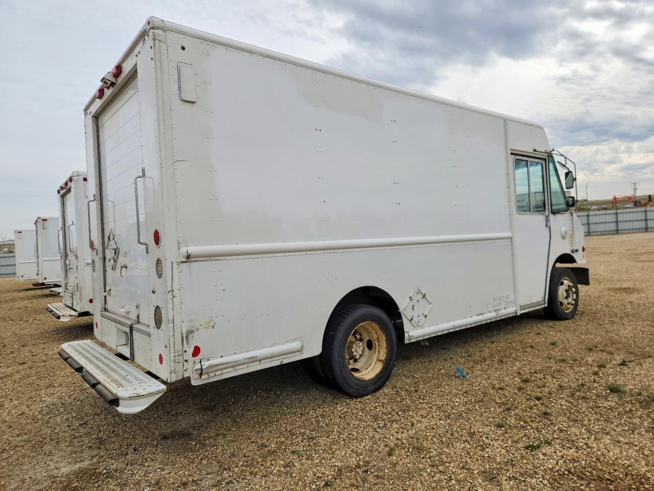 2009 FREIGHTLINER All other VIN 4UZAANDU19CAF1878 photo 3