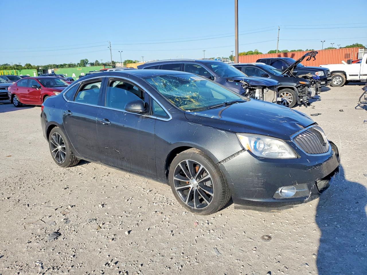 2016 Buick Verano VIN 1G4PW5SK2G4182405 photo 4