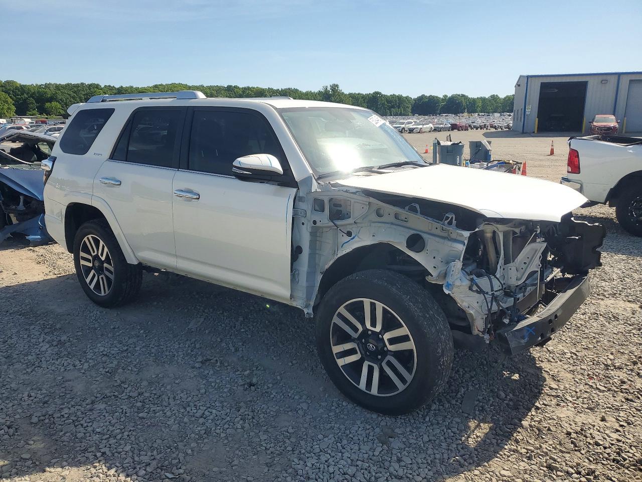 2017 TOYOTA 4runner VIN JTEBU5JR3H5460951 photo 4