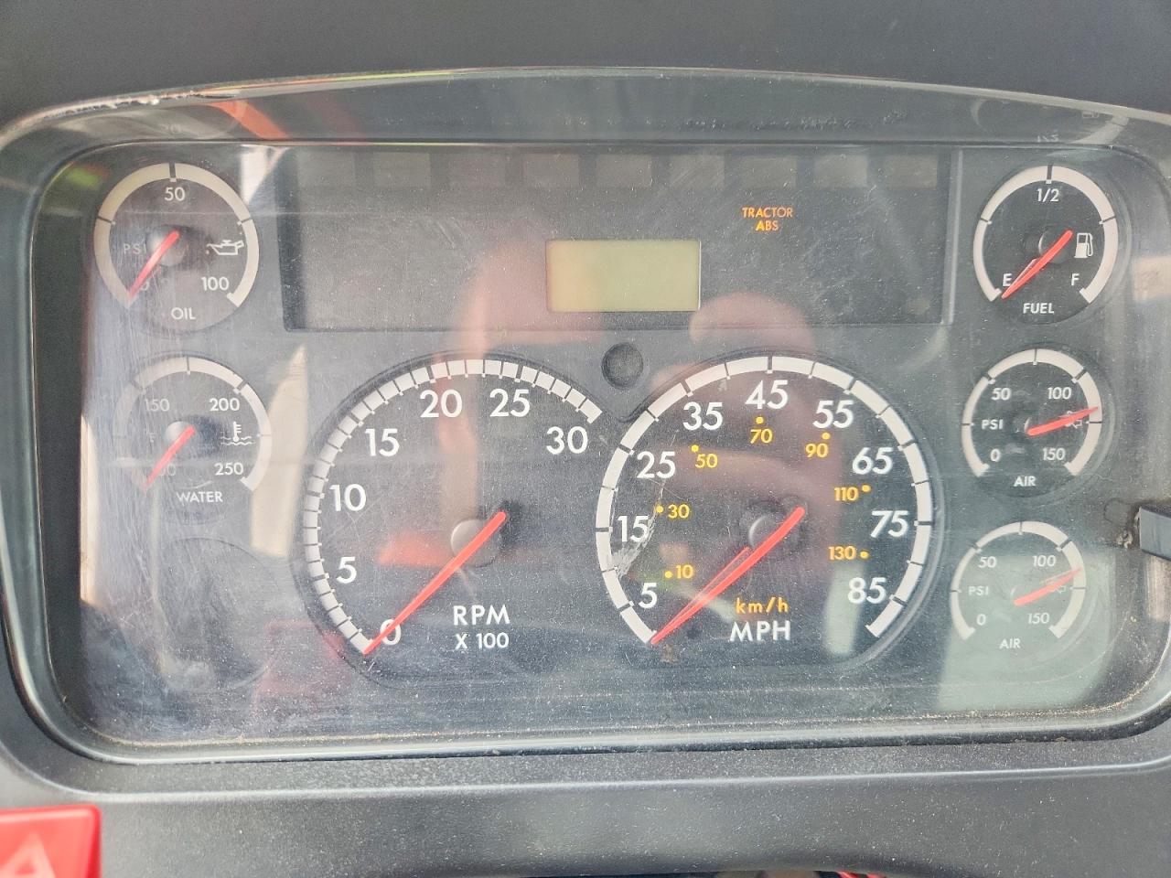 2004 FREIGHTLINER All other VIN 1FVACWDC04HN10041 photo 9