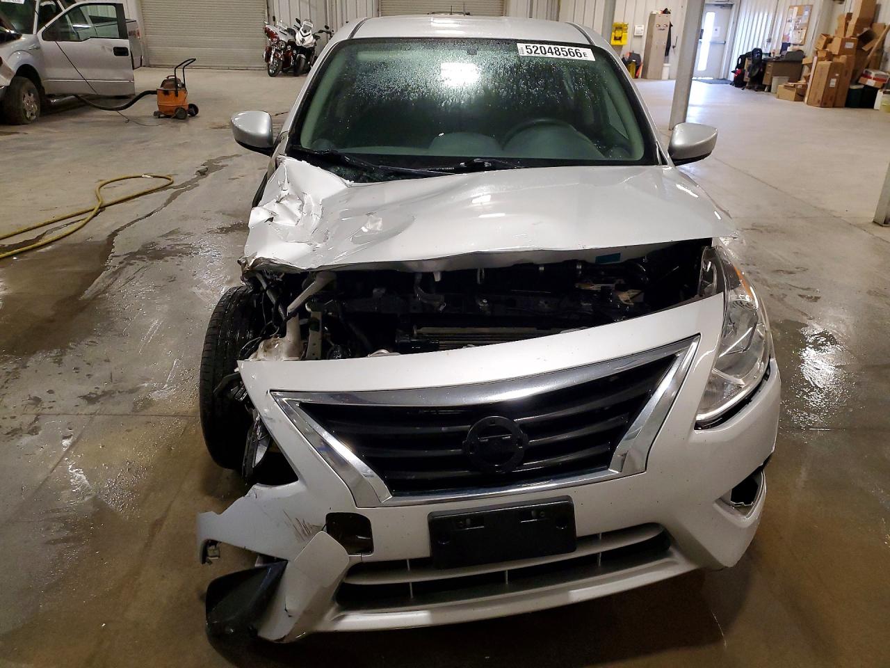 2019 NISSAN Versa VIN 3N1CN7AP7KL876902 photo 5