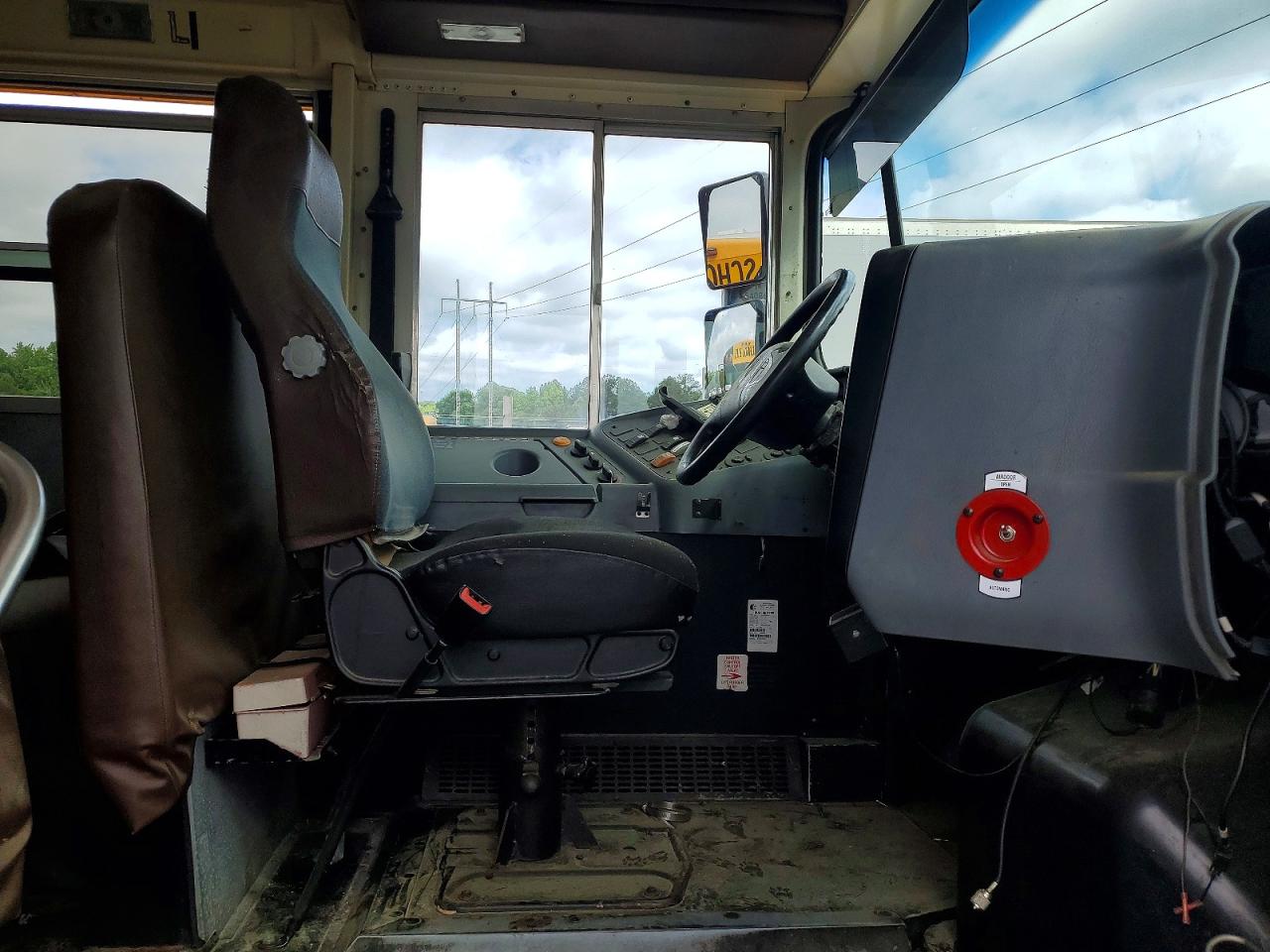 2009 Ic All models VIN 4DRBUAAN39B084096 photo 5