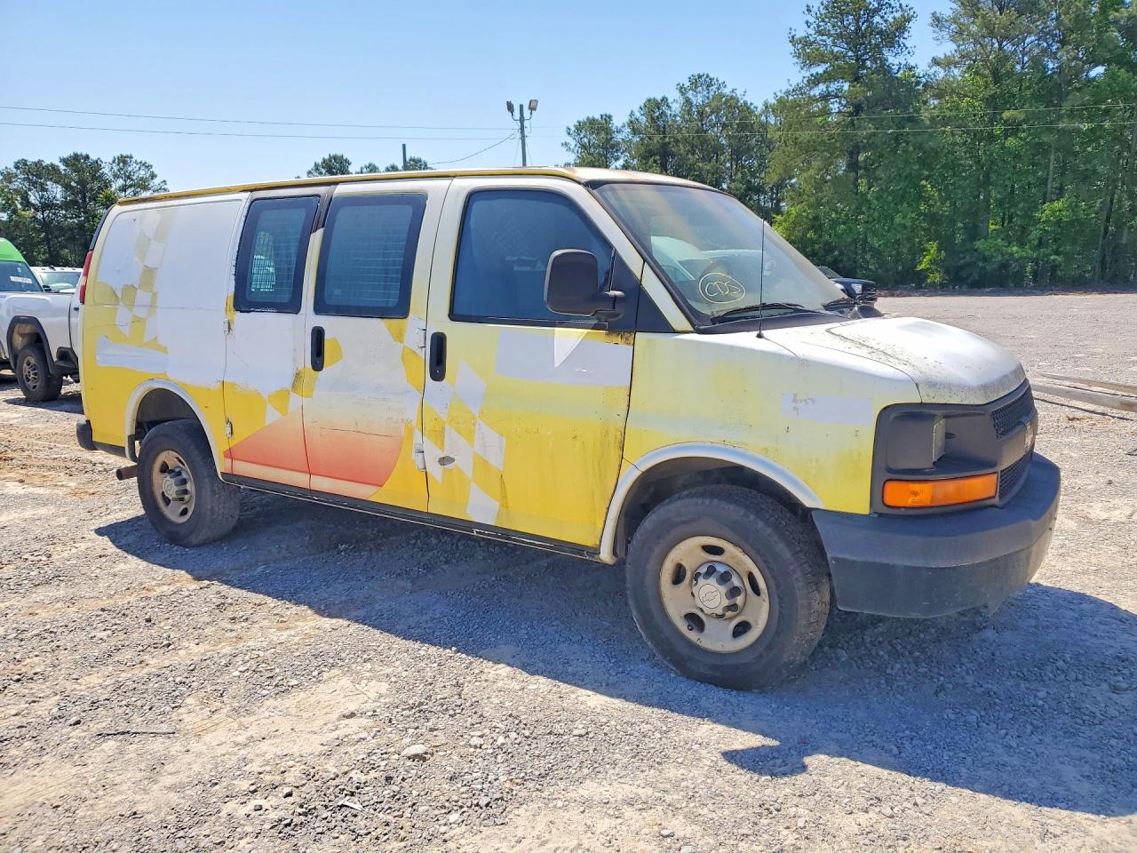 2007 CHEV Express VIN 1GCGG25V971105036 photo 4