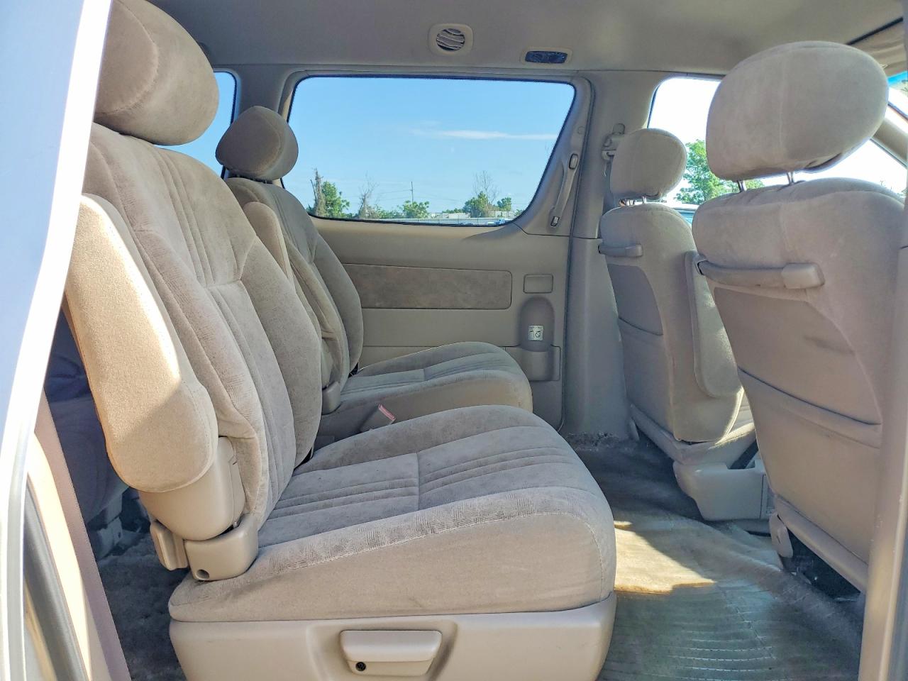 2001 TOYOTA Sienna VIN 4T3ZF13C61U361571 photo 11