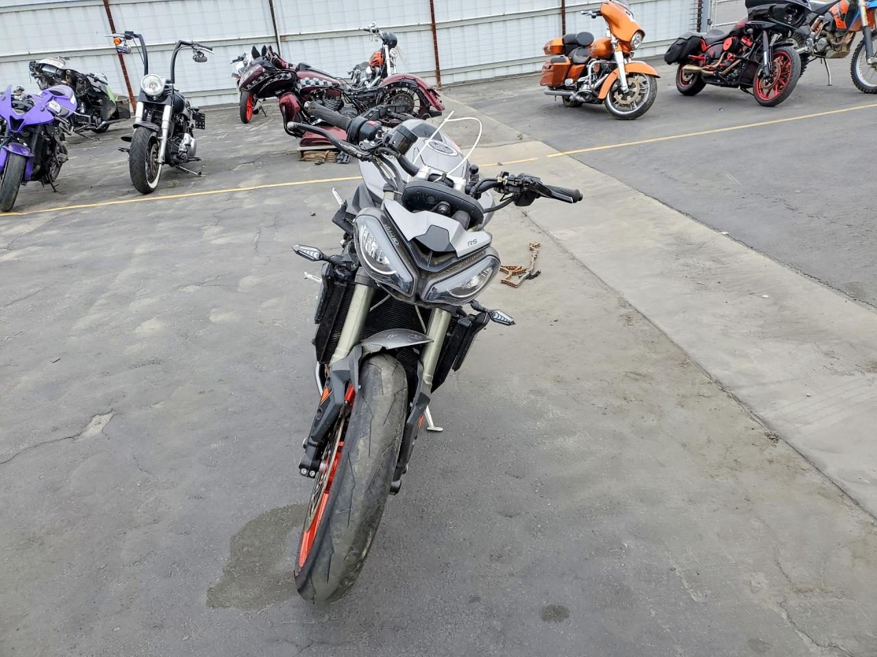 2024 TRIUMPH Street VIN SMTA614K4RTBK1117 photo 2